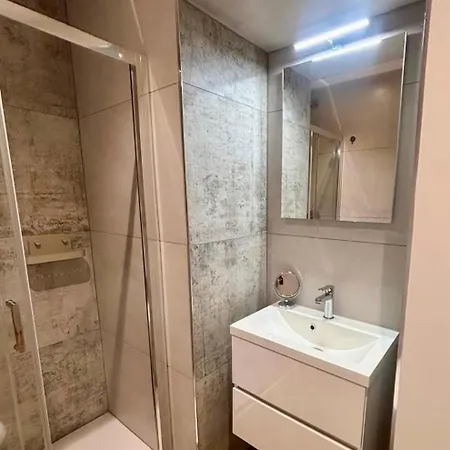 Apartment Casanova Pied A Terre Triest